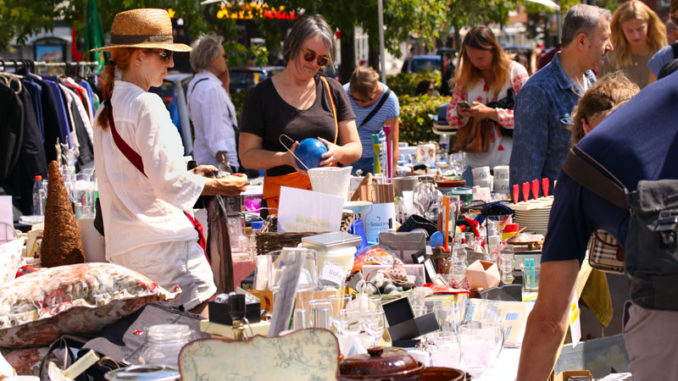 yard-sale